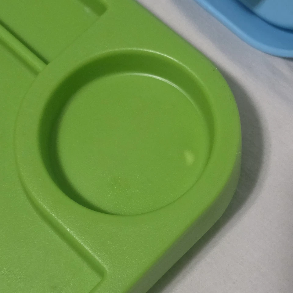 Dos bandejas de cama plegables IKEA Nordby escritorios de regazo azul verde 17389 excelente 702.684.96 Foto 4 de 4