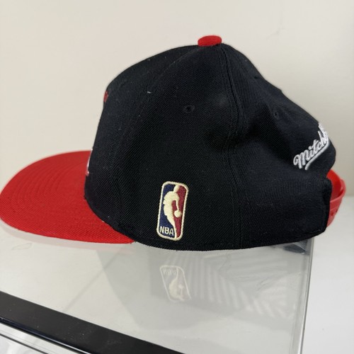 Chicago Bulls Mütze Kappe Erwachsene schwarz rot Snapback NBA Mitchell & Ness Nostalgie - Bild 7 von 19