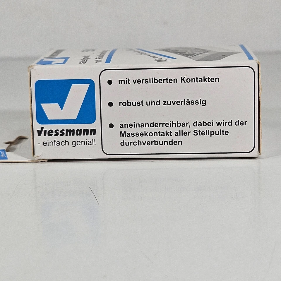 Viessmann 5549 Universal Push-Button Control Panel 8 Built In Red And Green LEDs - Image 4 of 4