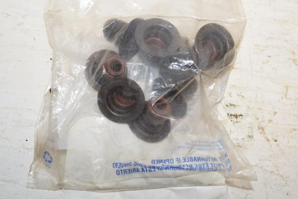 Juego de sellos de aceite de vástago de válvula de motor OEM 12482062 GM -B9-88 Foto 2 de 2