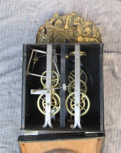 Antique French Comtoise Wag On The Wall Clock with Calendar - Untested - Picture 12 of 15