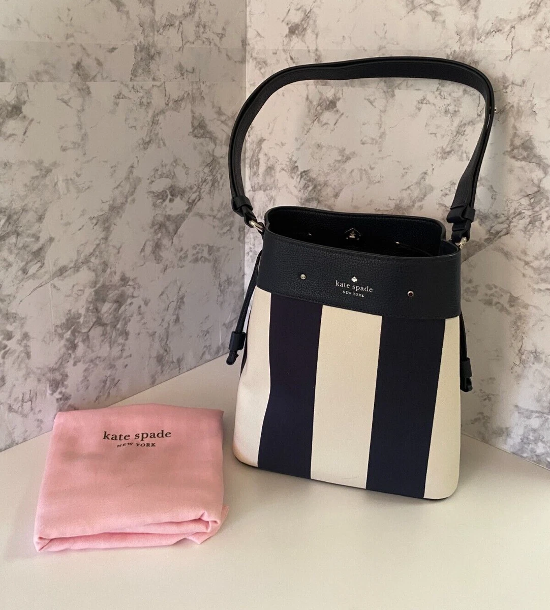 kate spade new york Bucket & Drawstring Bag Striped Bags  display picture 3