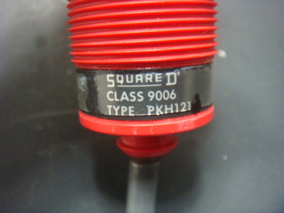 NEW SQUARE D 30MM CYLINDRICAL PROXIMITY SWITCH, OBSOLETE, 9006 PKH121 NEW IN BOX