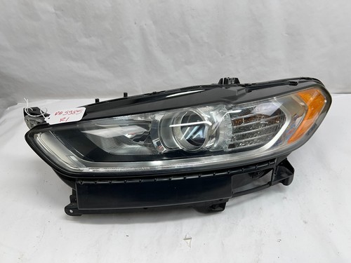 IgniteParts Driver Side Left Headlight For 2013-2016 Ford Fusion - Halogen - Chrome Housing