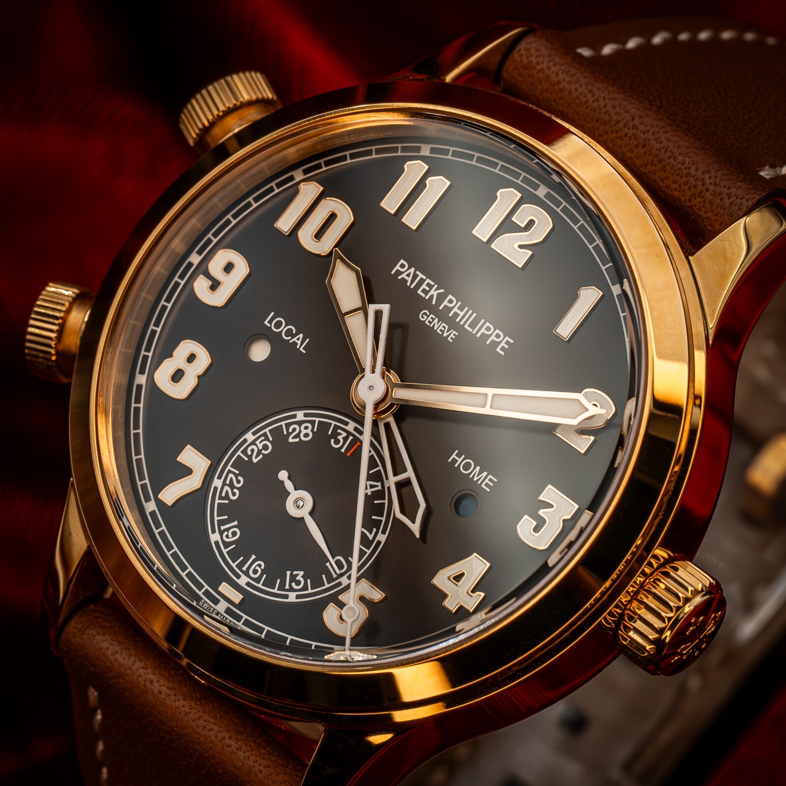 Patek Philippe Calatrava Pilot Travel Time 18k Rose Gold 7234R-001 Complete image 10