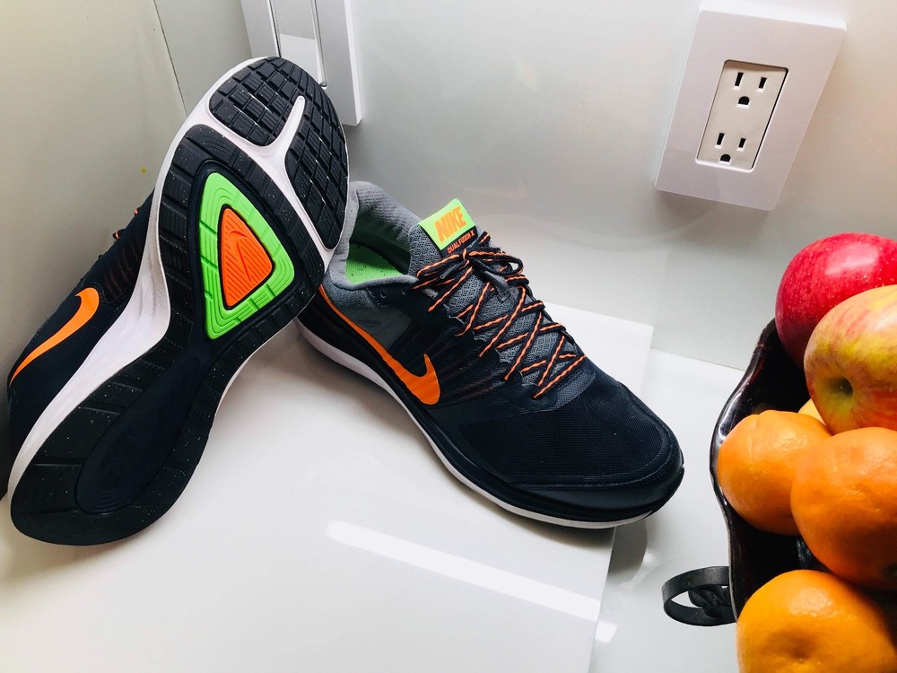 Nike Air Dual Fusion X Original Athletic Breathable Running Shoes ladies Size 12