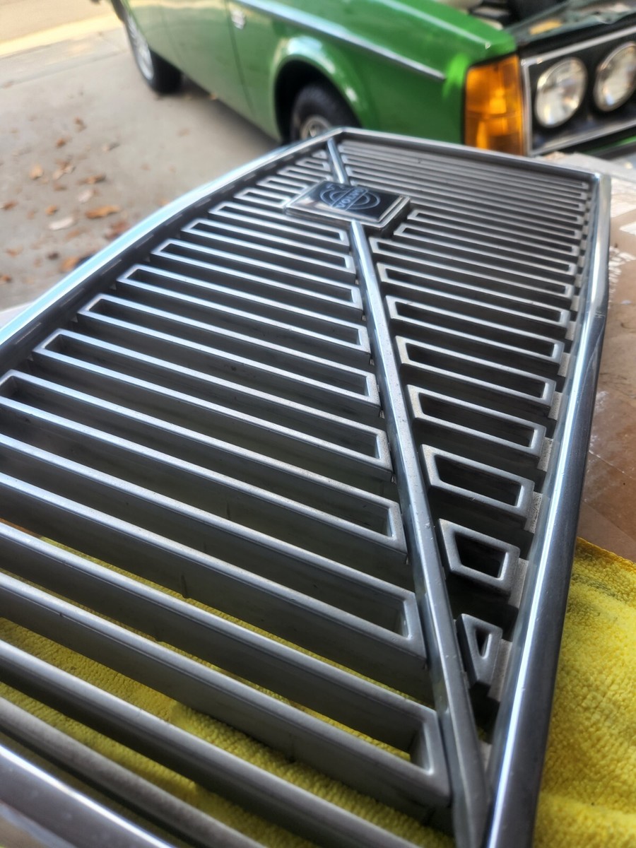 VOLVO 240 Used Original FRONT GRILLE Volvo 240 | eBay