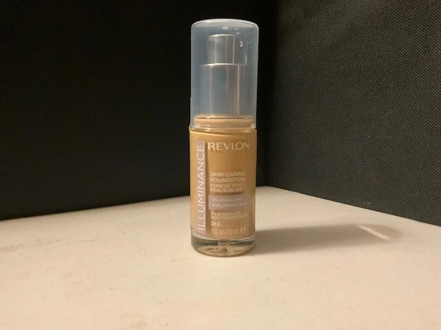 Revlon Illuminance Skin-Caring Liquid Foundation, Hyaluronic Acid