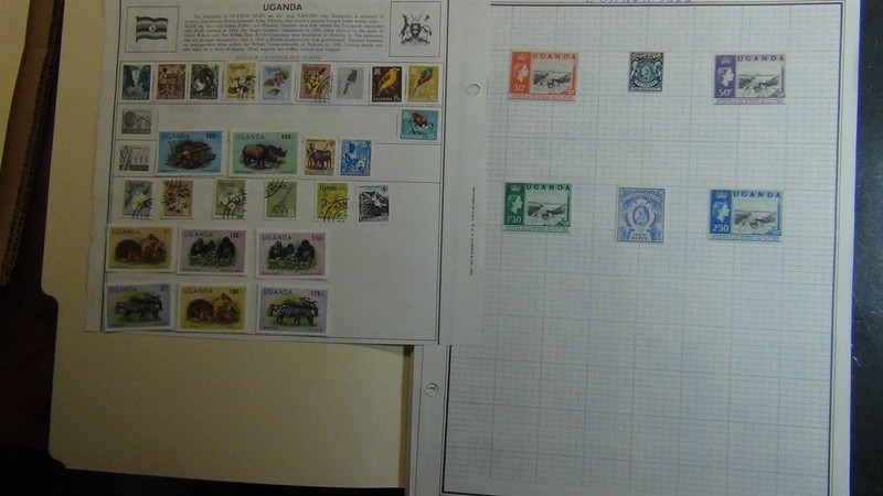Stampsweis Uganda KUT collection on Scott and Harris pages est 184 Stamps to 94
