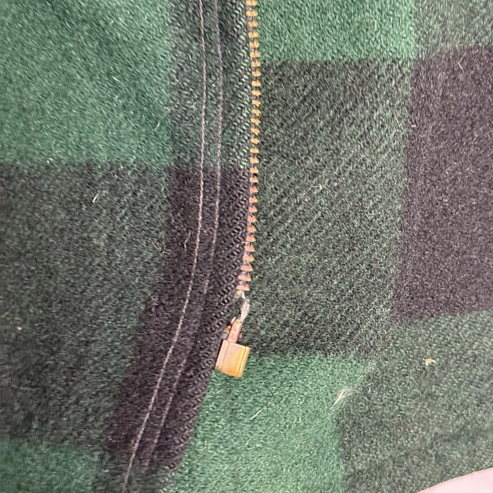 Vintage Woolrich Mackinaw Jacket Green Mens 44 Heavy Wool Hunting Broken Zipper - Image 4 of 4