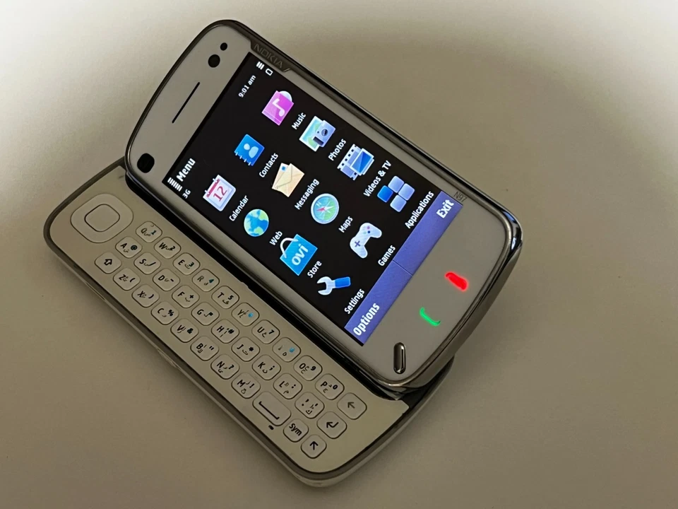 Genuine Nokia N97 - 32 GB - White (Unlocked) RARE Mobile Finland Made - Image 2 of 4