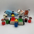 *LOT OF 13* Vintage Fisher-Price Little People 7 Figures, 4 Animals, 2 Cars READ