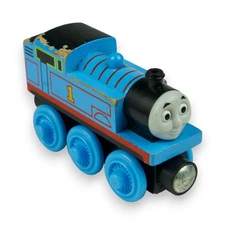 Thomas the Tank Engine Thomas & Friends Wooden Railway 2012 Wood Train Kids Toy