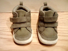 Baby Boy Rising Star High Top Crib Shoes 6-9 Months Size 3 Black Gray.