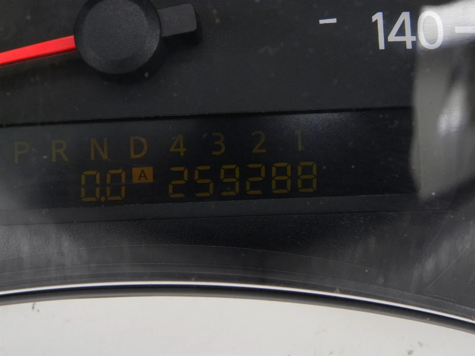 Cuadro de instrumentos velocímetro *259 k millas* para Nissan Titan SE XE 2006 Foto 2 de 4