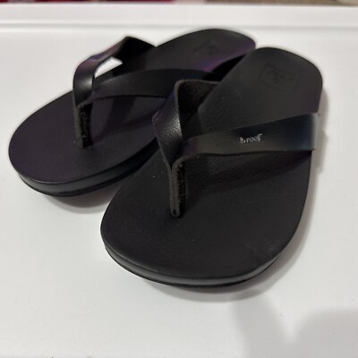 Reef Women s Cushion Bounce Court Sandals | Black | 5