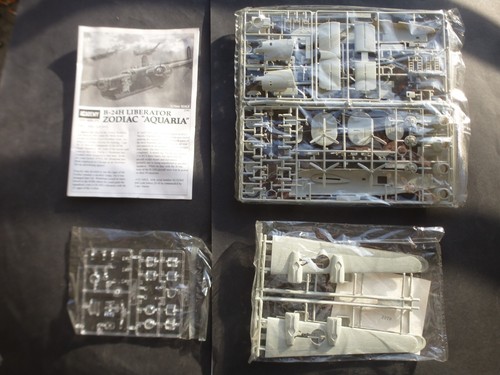 1:72 Academy Zodiac B-24H Aquaria NO POSTER - OHNE POSTER - Bild 6 von 8