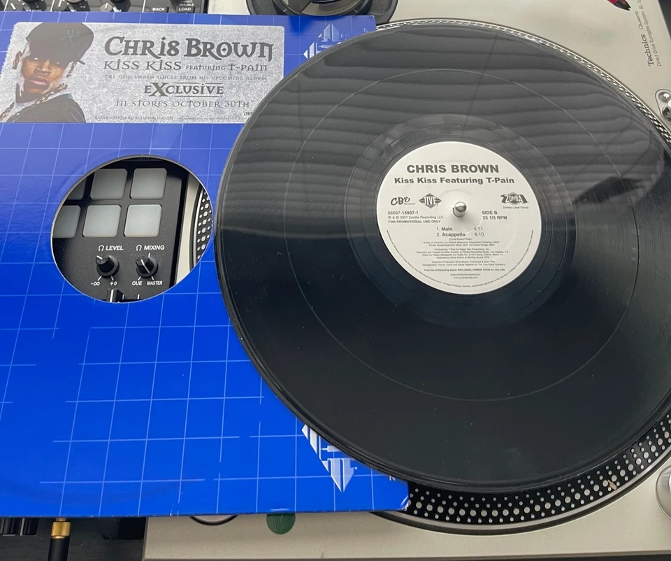 Chris Brown Ft. T-Pain - Kiss Kiss Original 2007 Press 12" PROMO VG+/VG+ Classic Foto 2 de 2