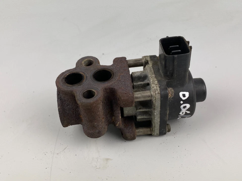 2004 - 2009 Subaru Outback Legacy EGR Manifold Valve Assembly - Image 4 of 4