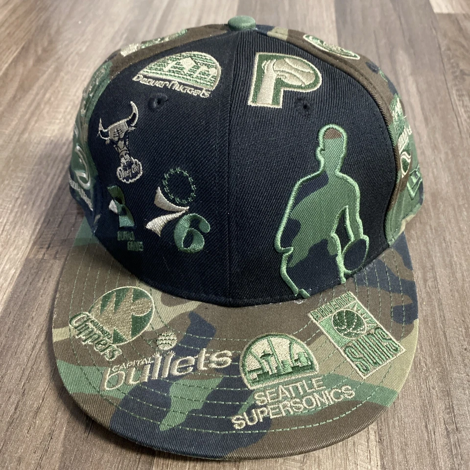 Sombrero ajustado vintage Y2k New Era parches NBA camuflaje 7 1/4 Foto 2 de 4