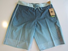 Mens Quiksilver Surfsilk Massive Mid Length 20" Board Shorts Nwt