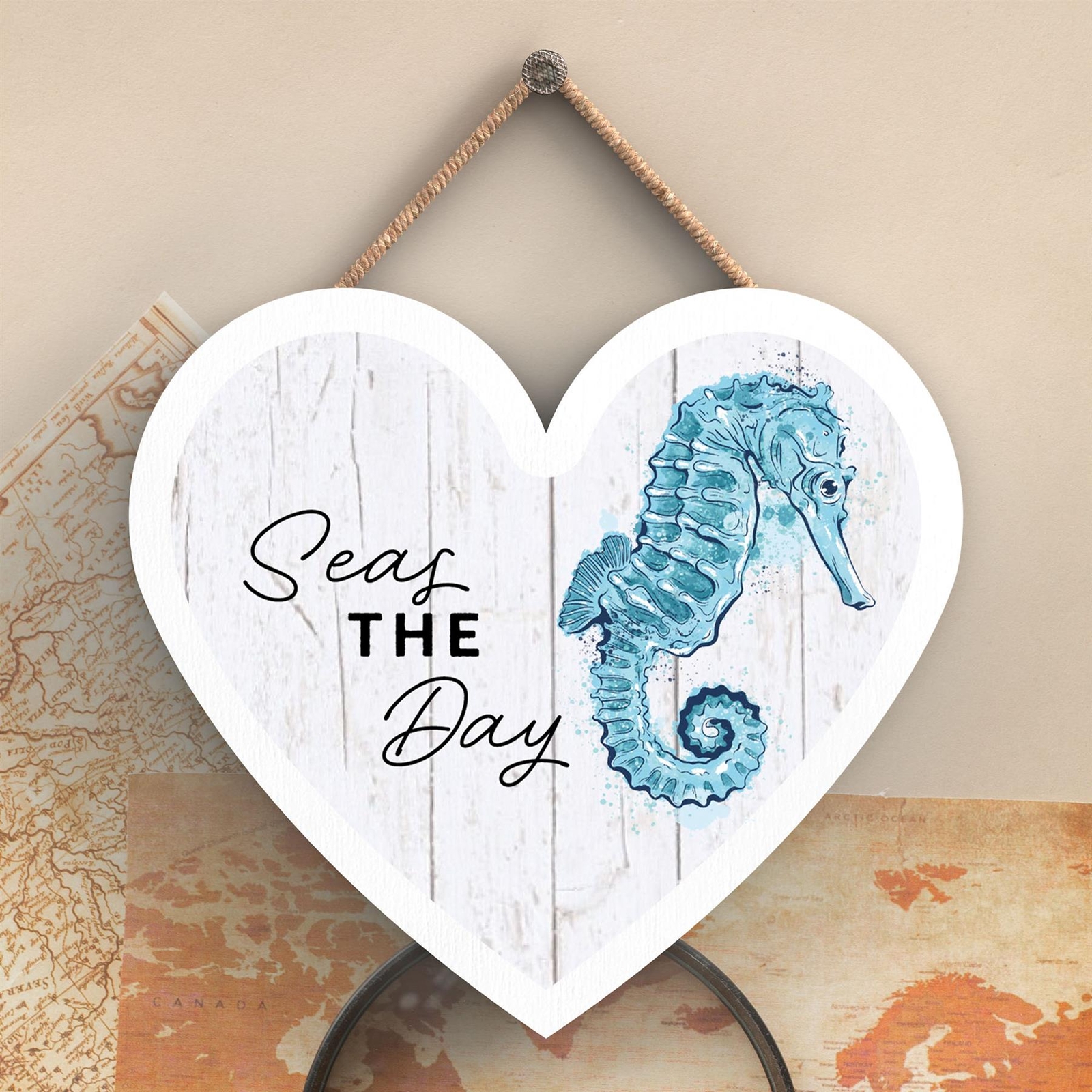 SEAS THE DAY RUSTIC WOOD EFFECT SEA HORSE WOODEN HEART HANGING PLAQUE