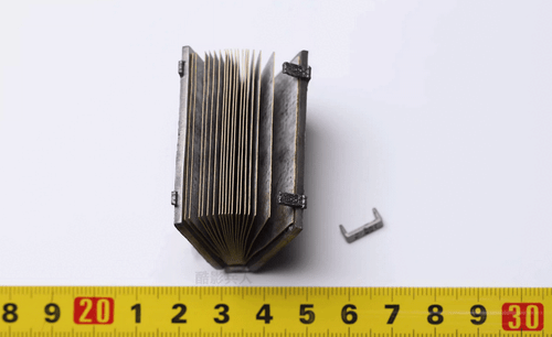 HOTTOYS HT Soldier 1/6 scale MMS645 books, grimoire model for 12'' Figure Doll - Picture 2 of 2