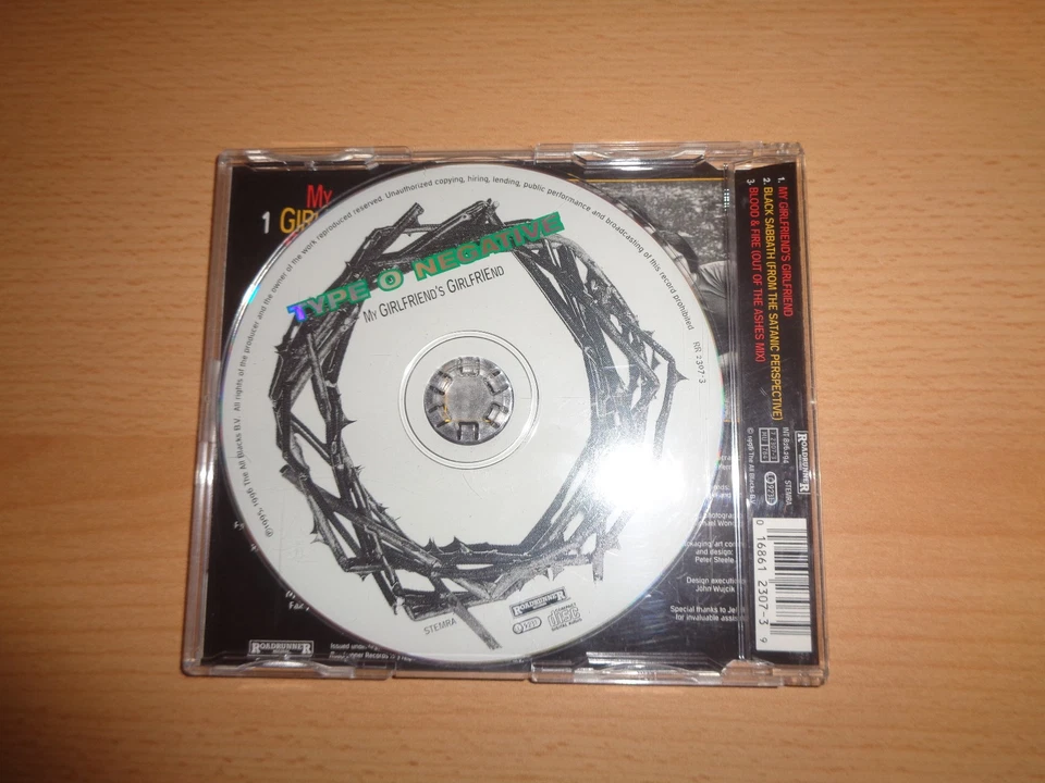 Type O Negative My girlfriend's girlfriend (1996)  [Maxi-CD] - Bild 3 von 3