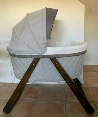 ingenuity foldaway rocking bassinet carrington