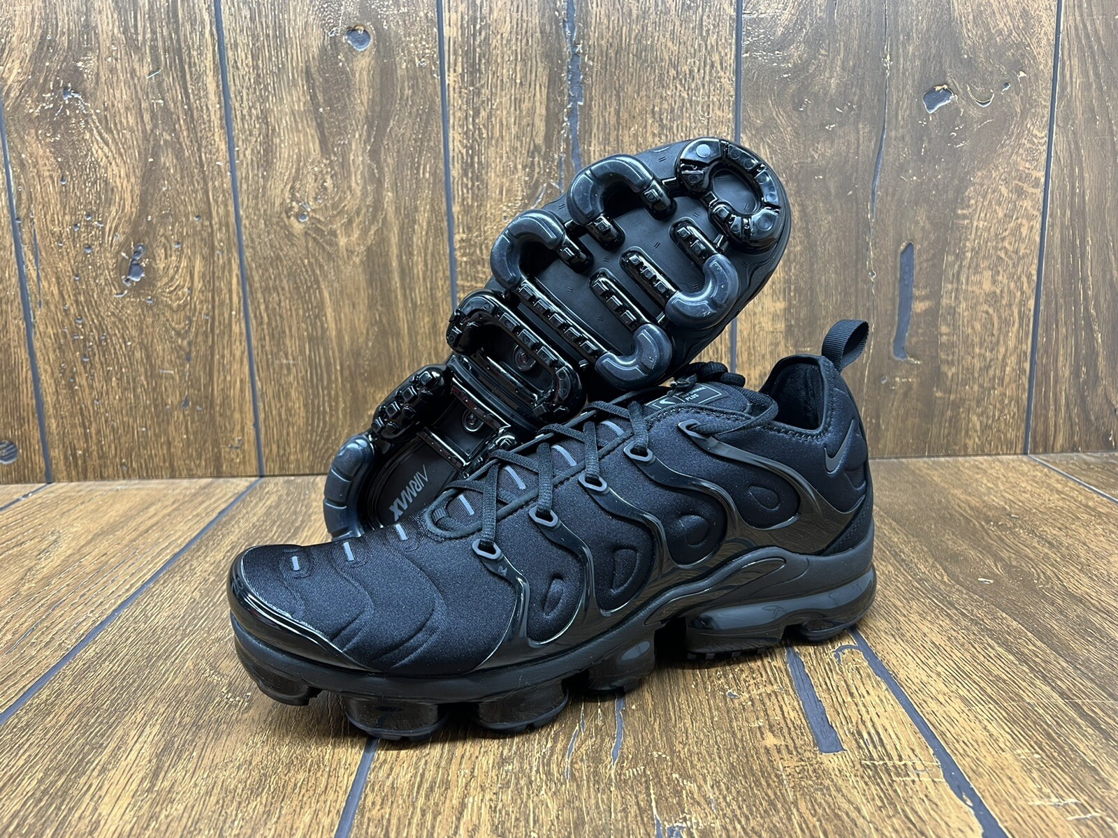 vapormax plus black cheap