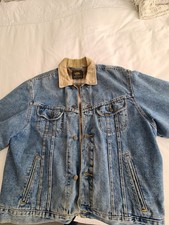 vintage lee denim jacket large sanortized excellent condition