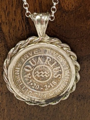 Highland Mint Sternzeichen Aquarien Anhänger Halskette .999 Silber