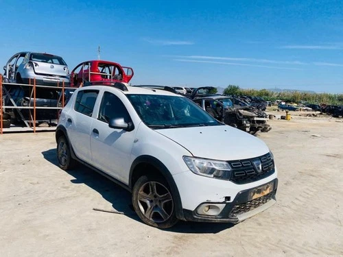 682607123R Moldura para DACIA SANDERO II Laureate 2012 968862 - Imagen 6 de 10