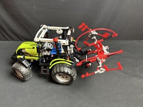 Lego 8284 Technic Tractor / Dune Buggy from 2006