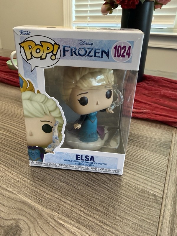 Funko Pop! Disney Frozen Elsa #1024 Vinyl Figure