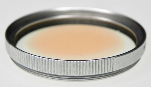 Leica E-39 F Filter ......... Box 1 - Picture 3 of 9