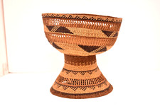 RARE Antique Native American California Hupa / Yurok Pedestal Basket
