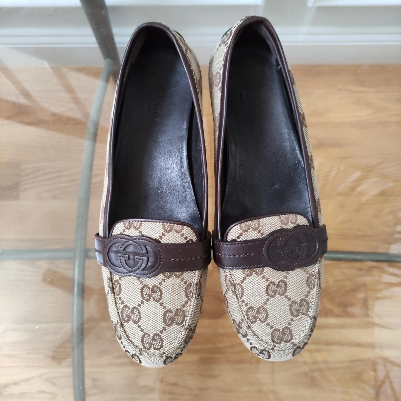 Mocassins garniture femme en toile et cuir beige Gucci GG Monogram marron taille 36