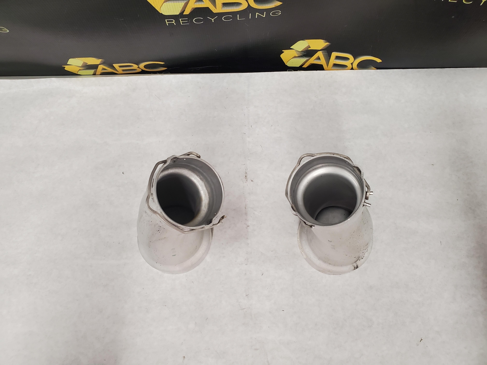 2007 Bentley Flying Spur Air Intake Tube Set Left Right (2) BENTLEY 07 OEM