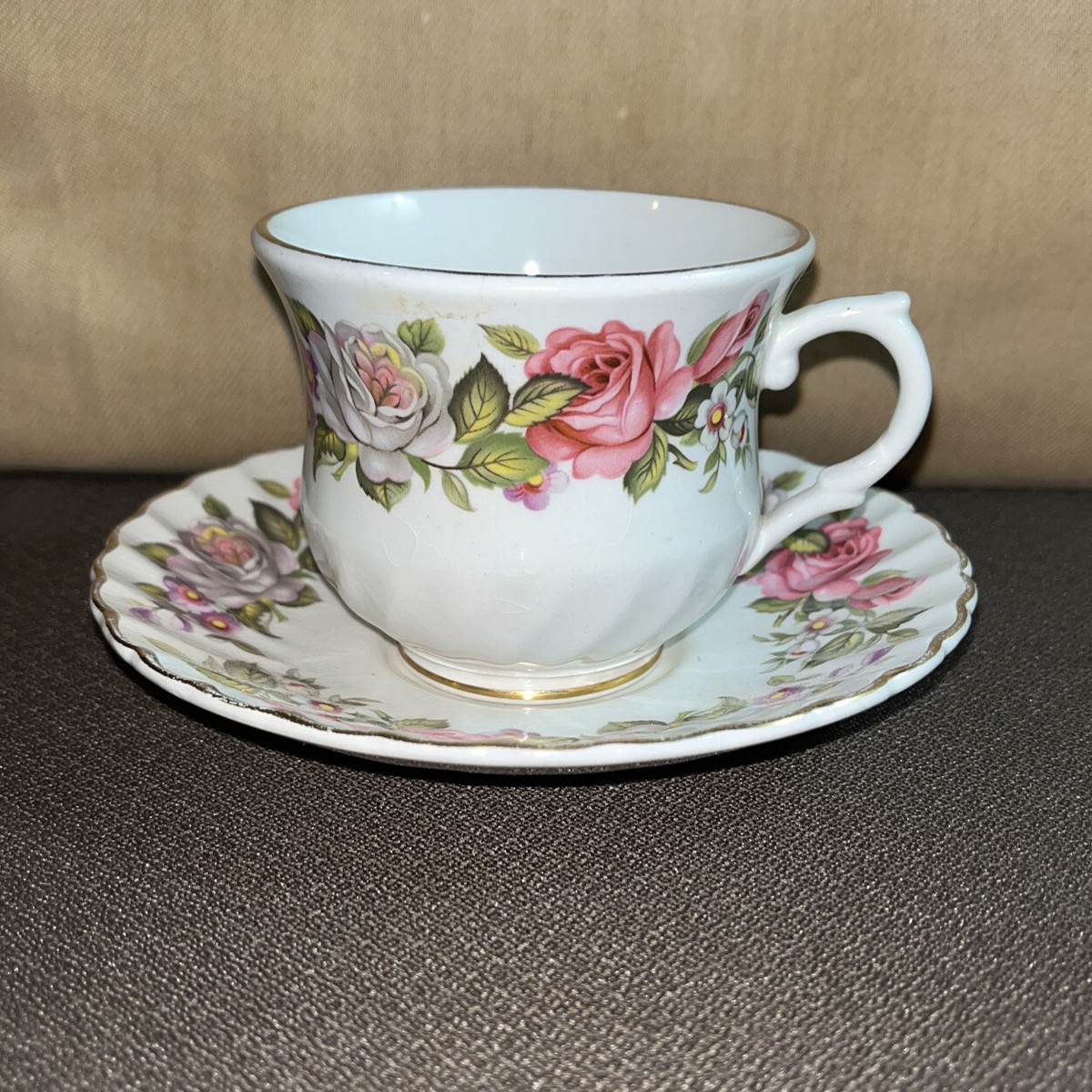 希少❗️美品❗️イギリス製　アンティーク　Staffordshire Old Foley James Kent Ltd.Staffordshire From England Teacup Saucer