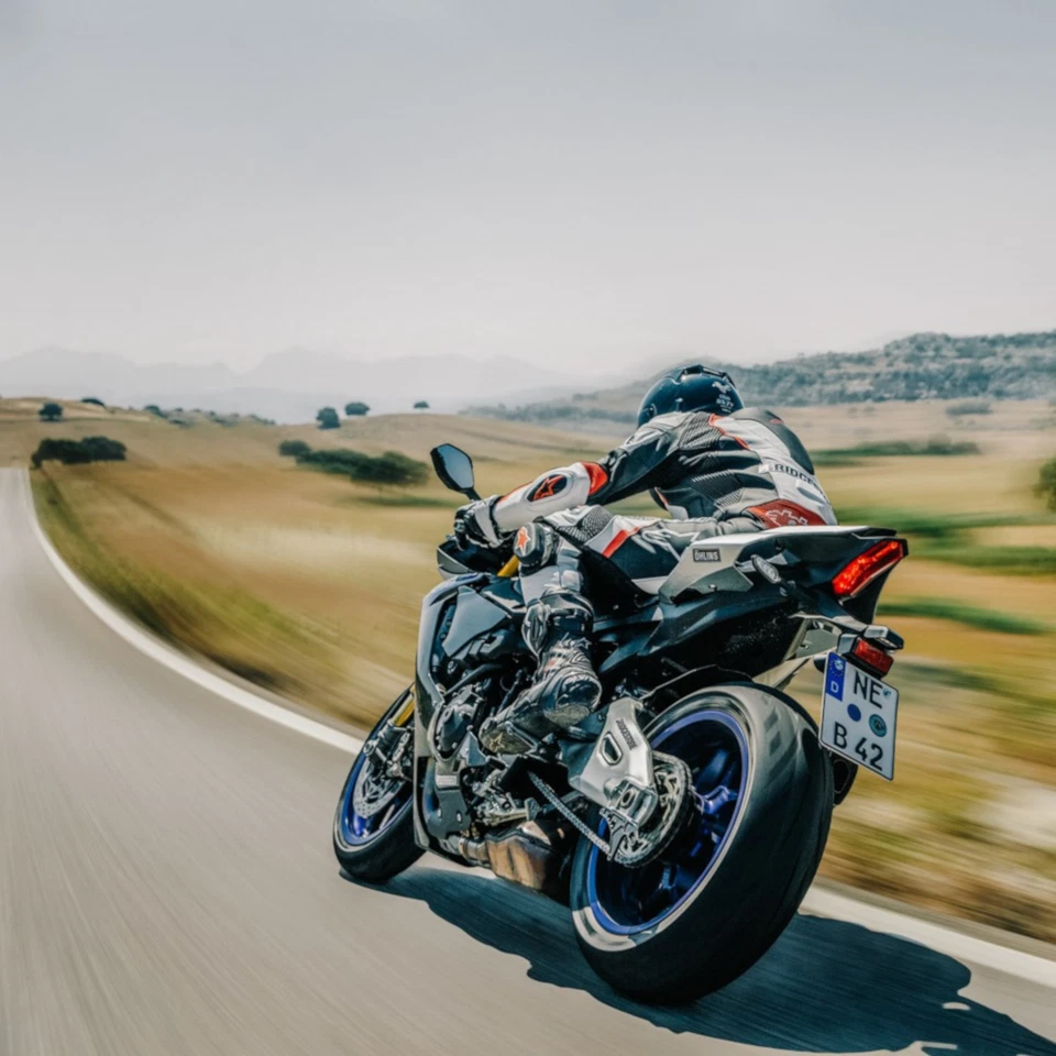 Bridgestone Battlax S22 120/70-17 & 180/55-17 Motorcycle Sports Tyre Pair - Image 3 of 4