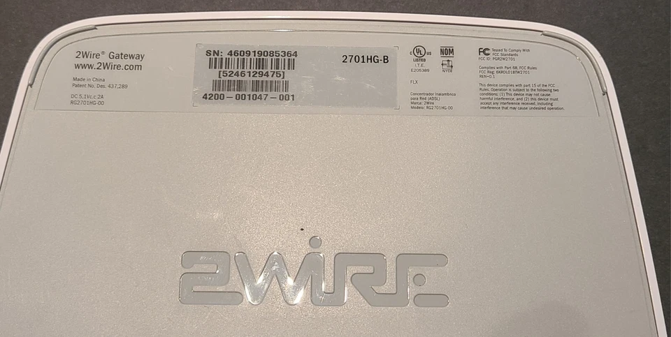 2WIRE- Gateway Router- #2701HG-B- White- No cables included - Image 3 of 4