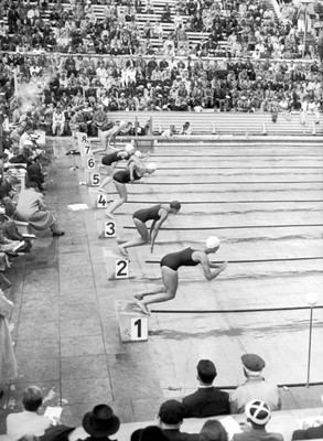 The 200M Swimming Event Dietrick Eckart Buhne Stadium Olympic Game- Old Photo