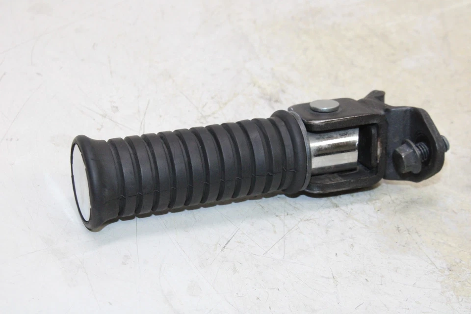 06-24 KAWASAKI VULCAN 900 VN900D CLASSIC LT OEM CONJUNTO DE APOIO DE PÉ DE PASSAGEIRO TRASEIRO - Imagem 3 de 4