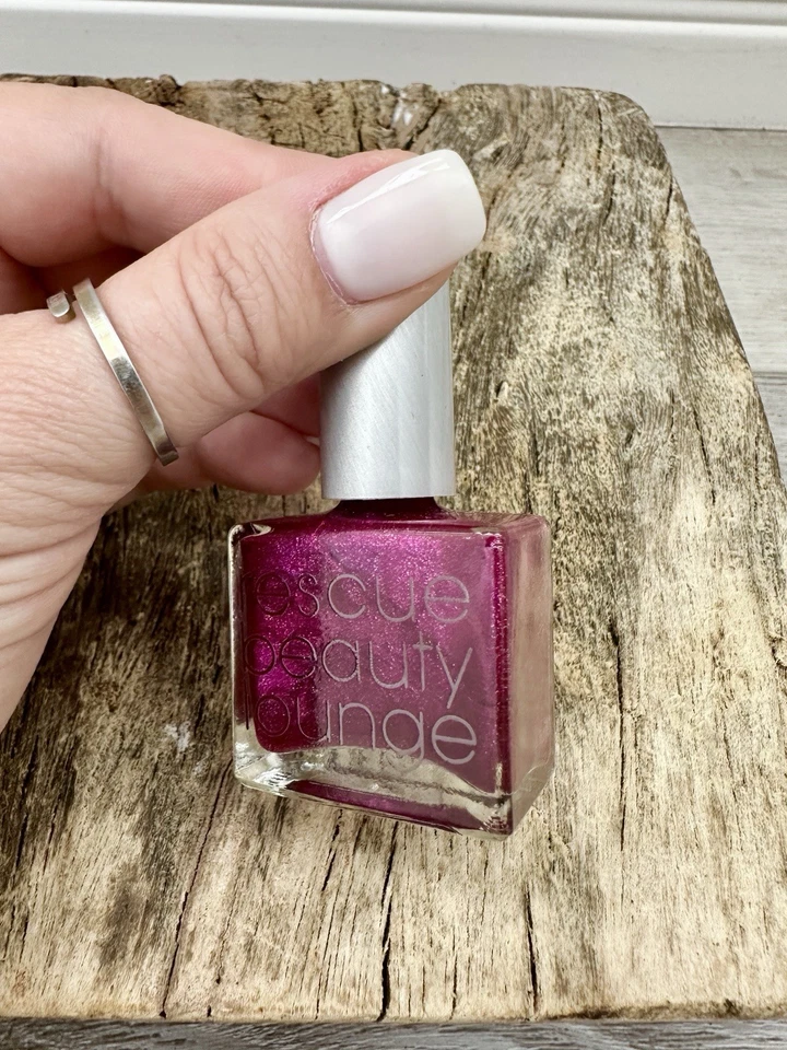 Esmalte de uñas Rescue Beauty Lounge “Vixen By Sassy Shelly” | Nuevo en caja Foto 3 de 3