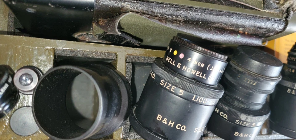 Juego de cámara de cine Bell & Howell KS-11 original de la Segunda Guerra Mundial de Estados Unidos y Vietnam Foto 4 de 4