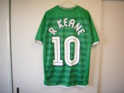 R. Keane 10 M Ireland National Team Home 2002 Football Shirt R. Keane 10 M Ireland National Team Home 2002 Football Shirt