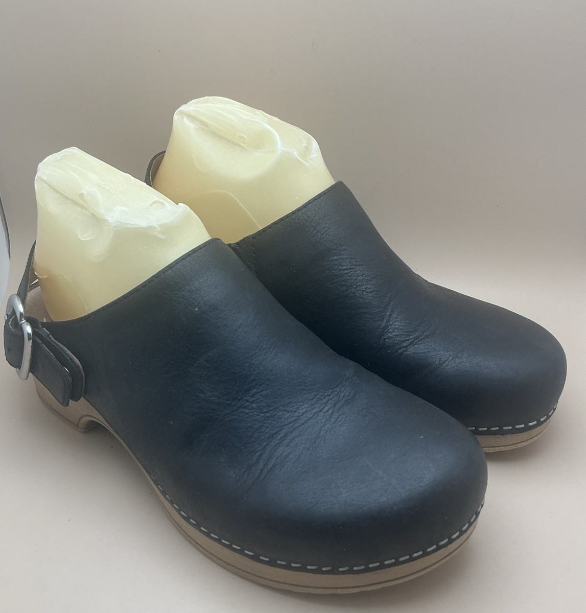 Dansko Merrin Madewell Black Waxy Milled Leather Slingback Clog