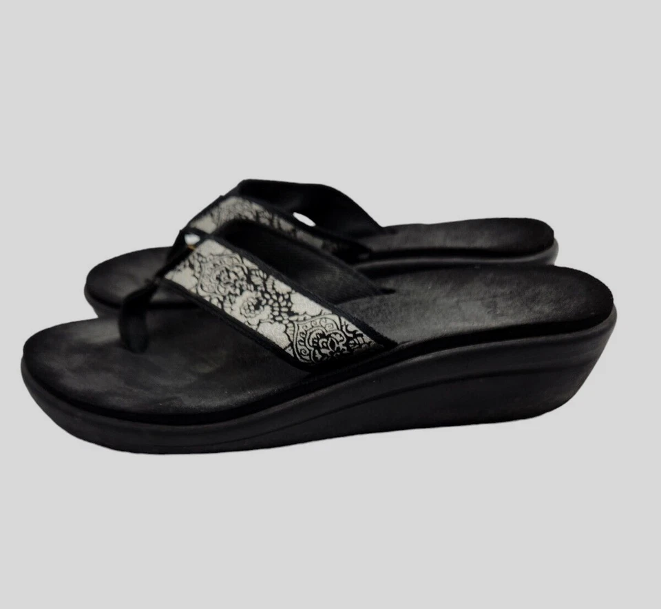 Teva Voya 花卉印花楔形拖鞋凉鞋女式 8 码 — 第 2/4 张图片