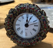 Quartz DM-6002 Shontek Retro Style Battery Clock. Great Working Condition